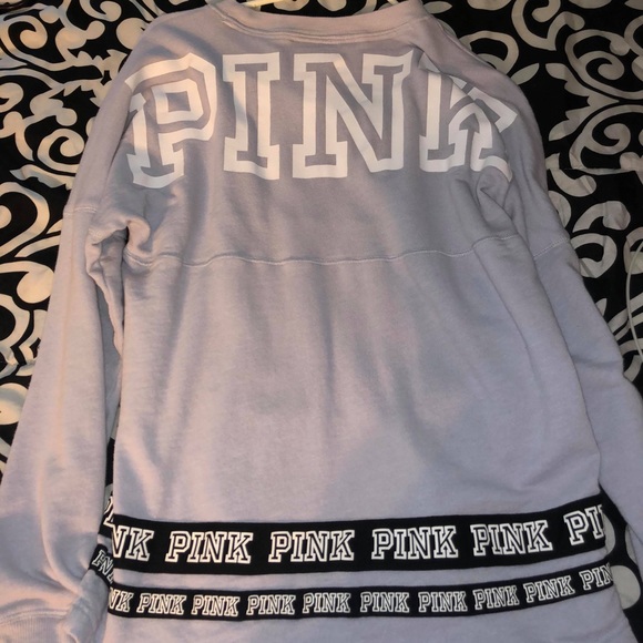 Tops - Picture 2 of 13